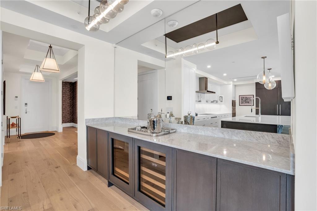 1130 3rd AVE S Unit: 302