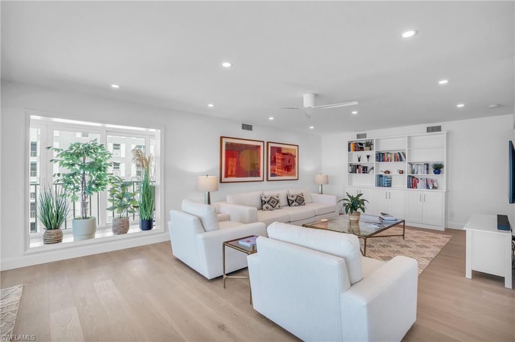 2701 Gulf Shore BLVD N # 503