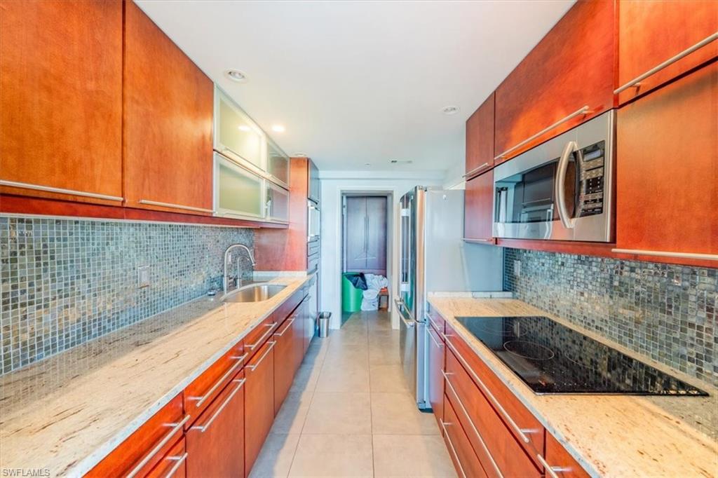 3420 Gulf Shore BLVD N # 32