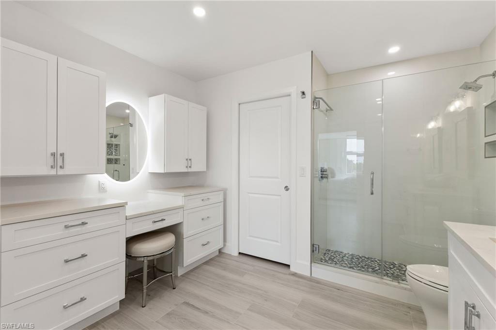 400 Park Shore DR # 502