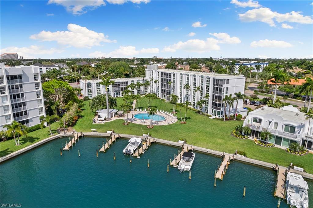 400 Park Shore DR # 502