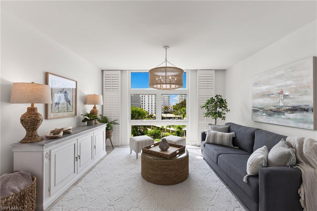 400 Park Shore DR # 502