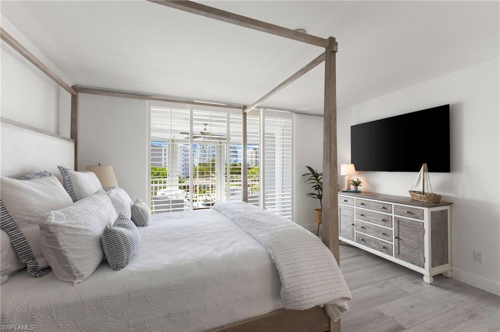 400 Park Shore DR # 502