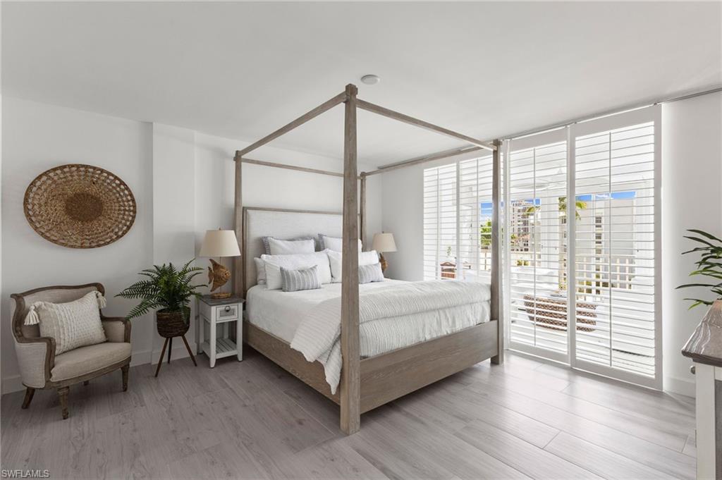 400 Park Shore DR # 502