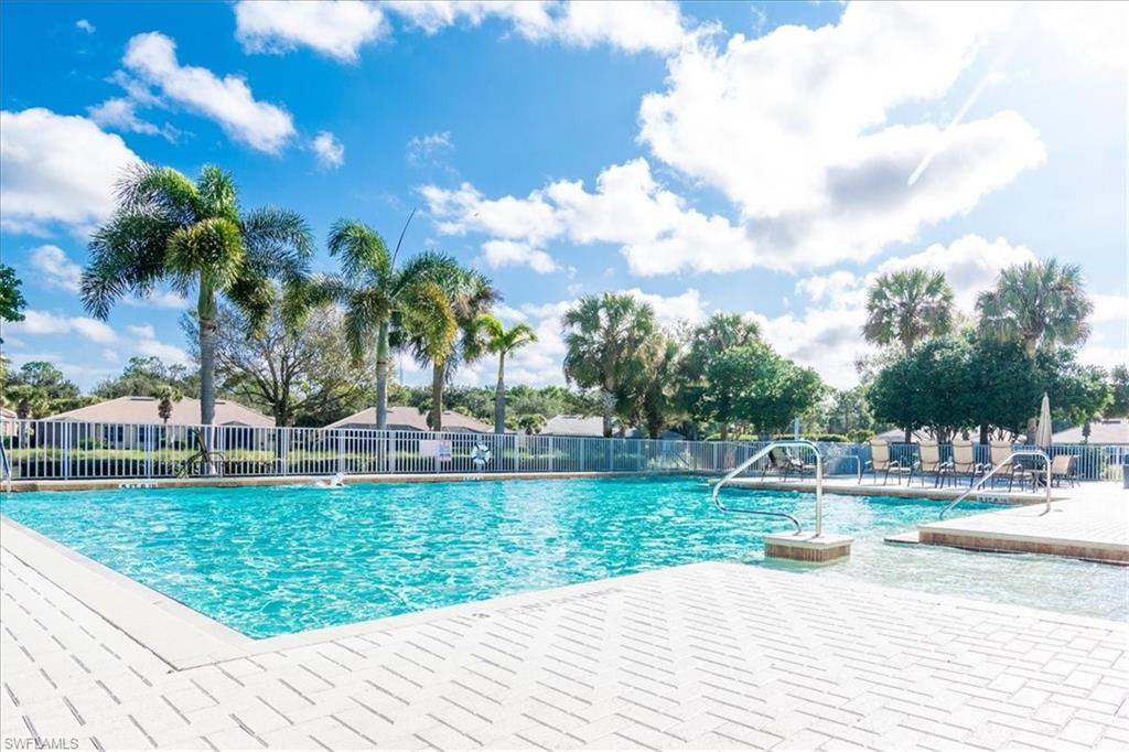 7122 Blue Juniper CT # 202