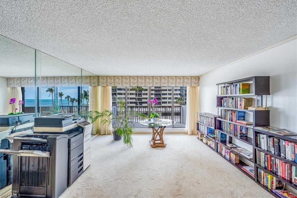 4005 Gulf Shore BLVD N # 202