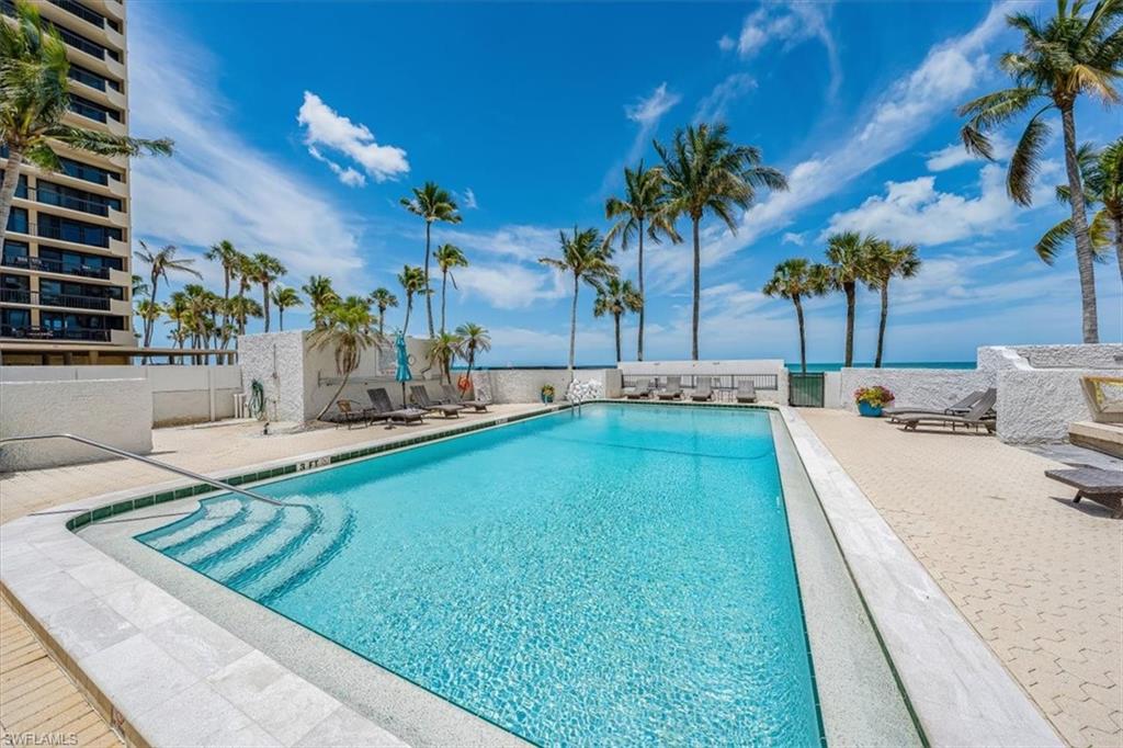 4005 Gulf Shore BLVD N # 202