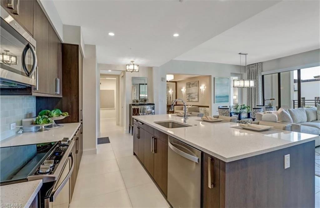 1111 Central AVE # 305