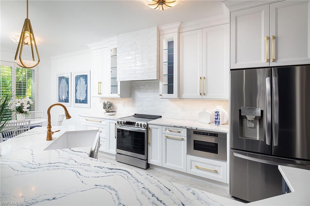 8460 Abbington CIR # 1812