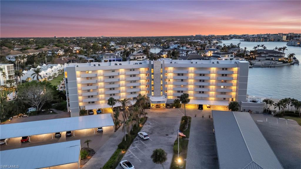 300 Park Shore DR # 5F