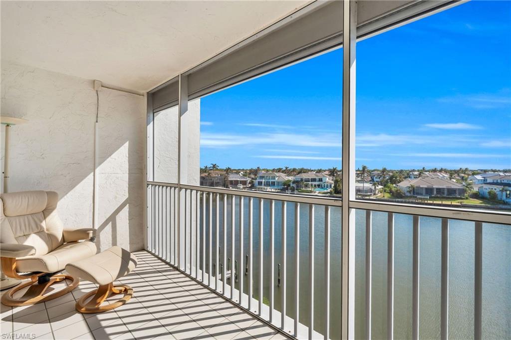 300 Park Shore DR # 5F