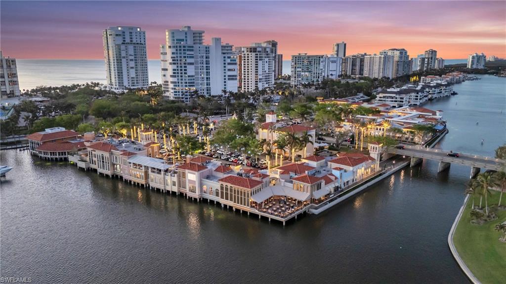 300 Park Shore DR # 5F