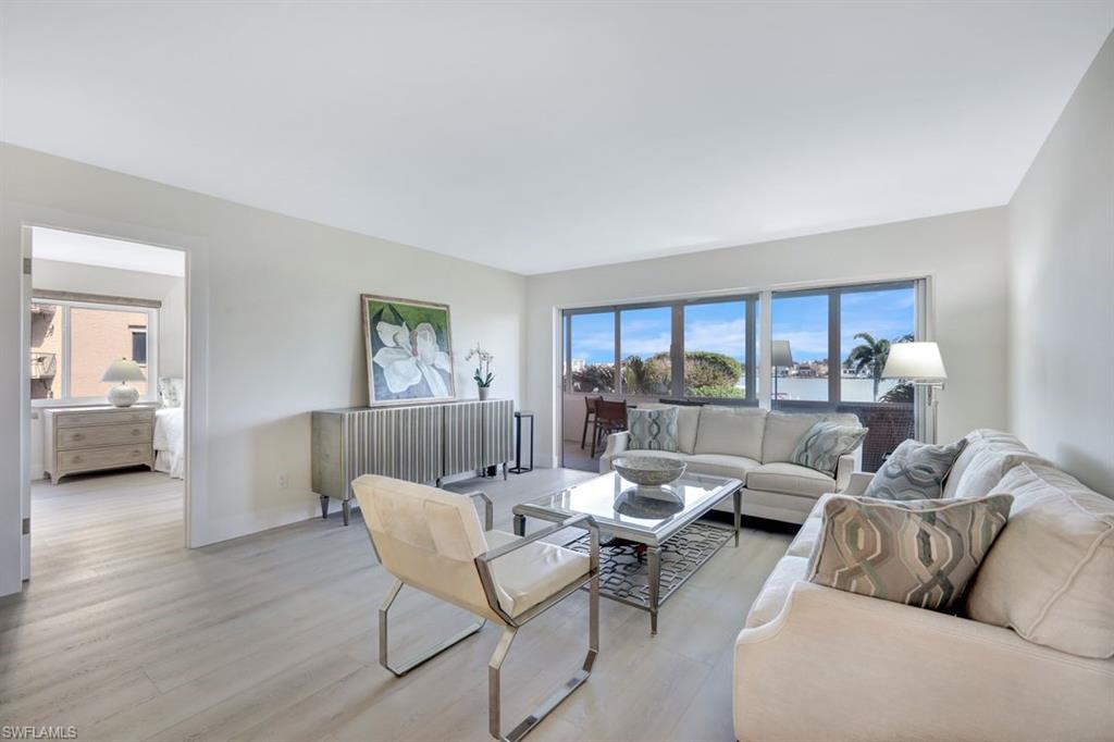 3420 Gulf Shore BLVD N # 21