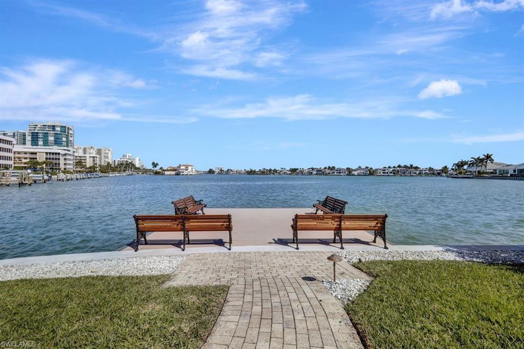 3420 Gulf Shore BLVD N # 21