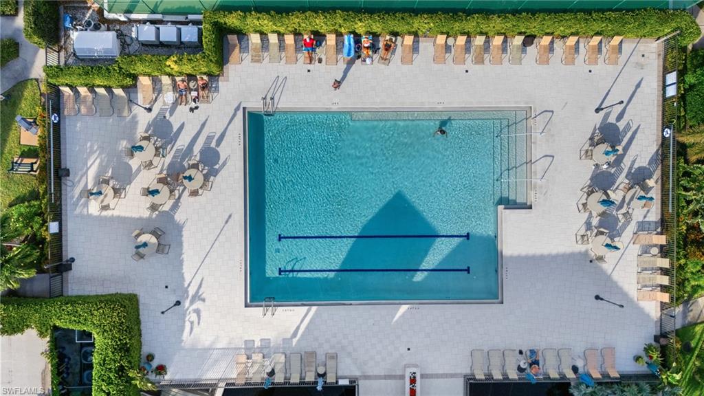 788 Park Shore DR # F17