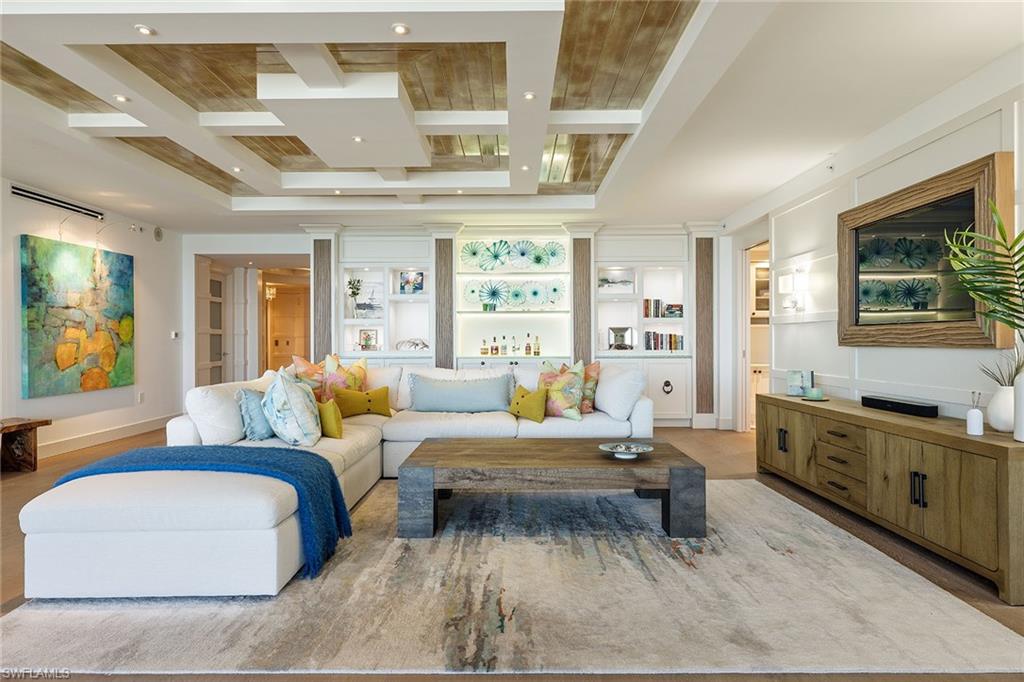 11125 Gulf Shore DR # 405