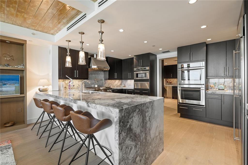 11125 Gulf Shore DR # 405