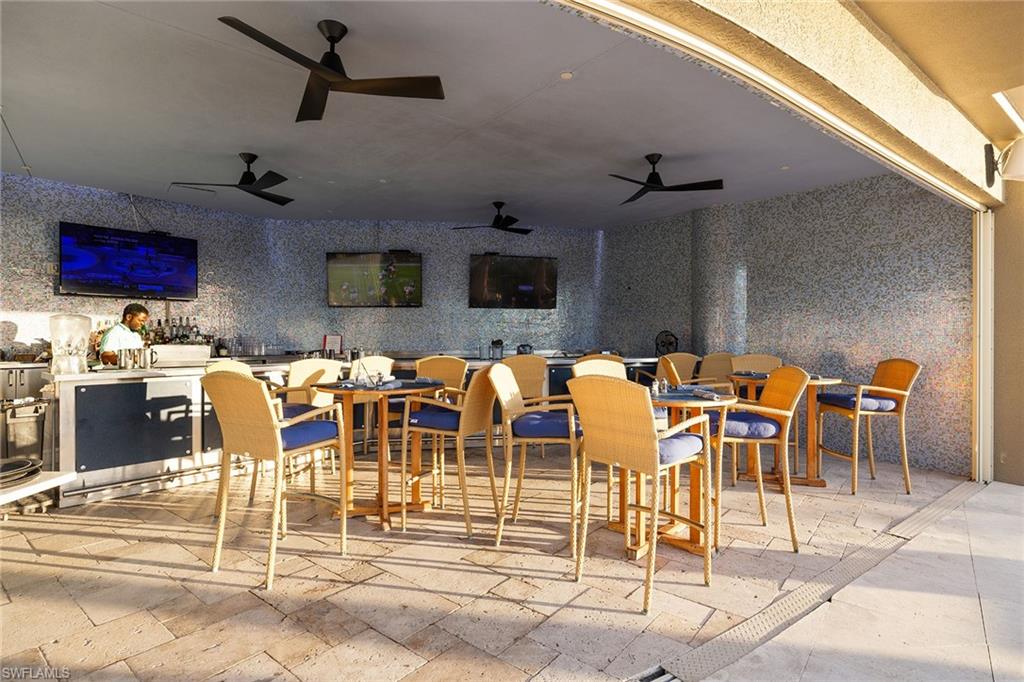 11125 Gulf Shore DR # 405