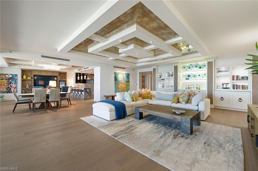 11125 Gulf Shore DR # 405