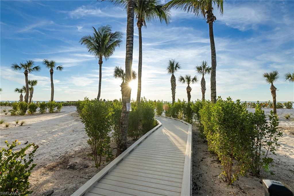 11125 Gulf Shore DR # 405