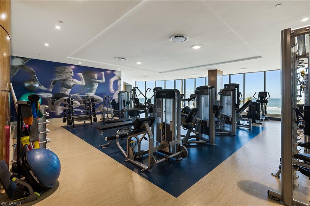 11125 Gulf Shore DR # 405