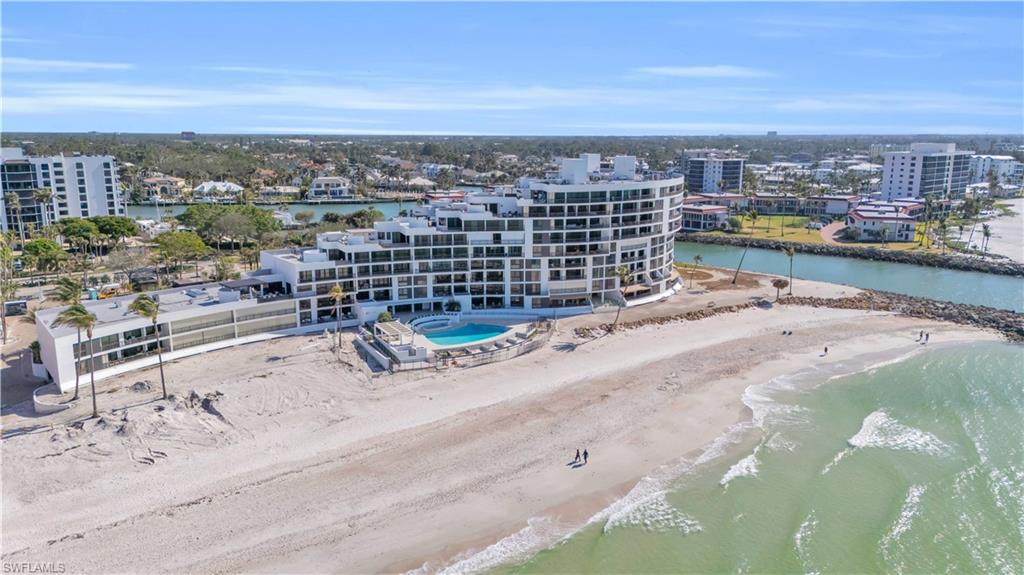 2400 Gulf Shore BLVD N # 3 Unit: PH-3