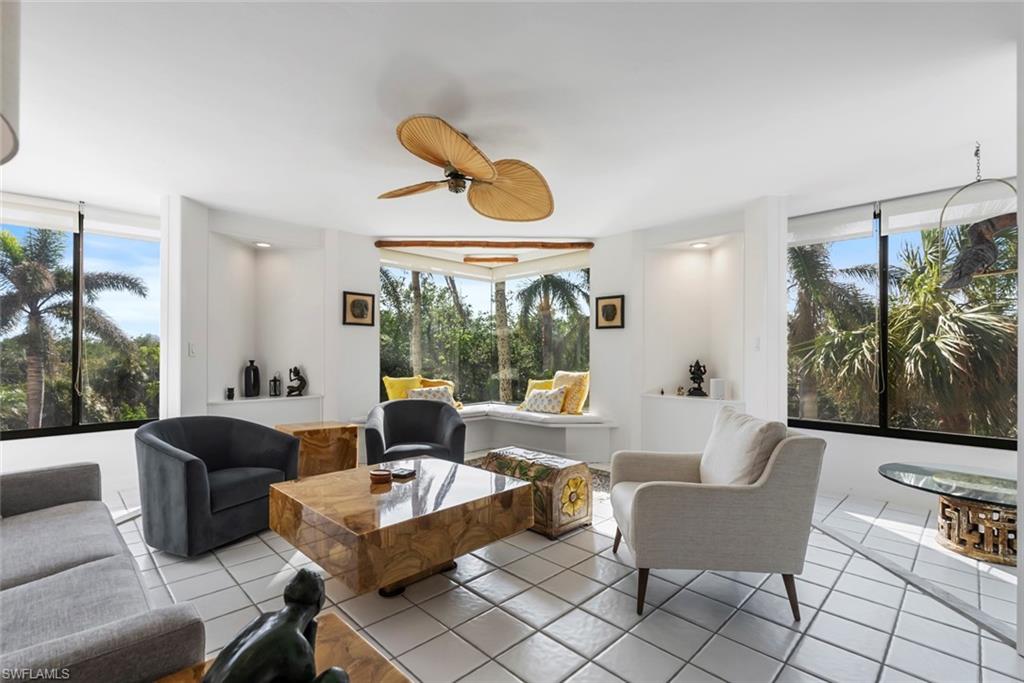 5555 Heron Point Drive # 201