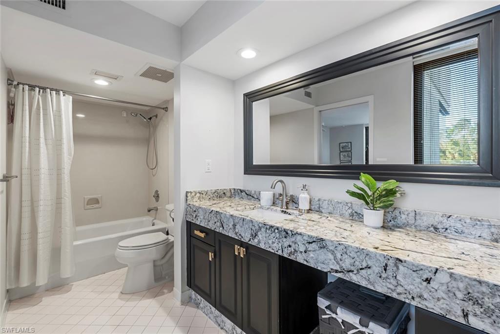 5555 Heron Point Drive # 201