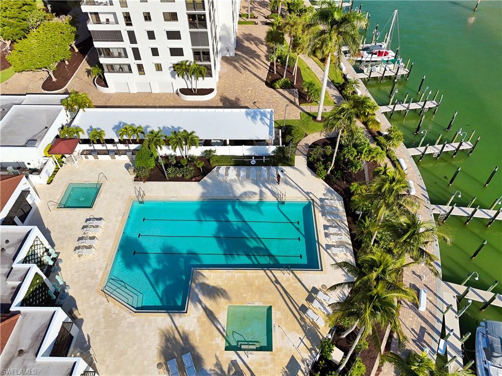 2400 Gulf Shore BLVD N # 804