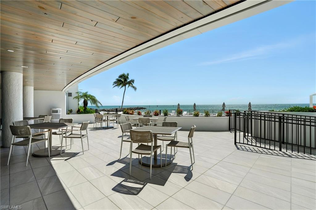 2400 Gulf Shore BLVD N # 804