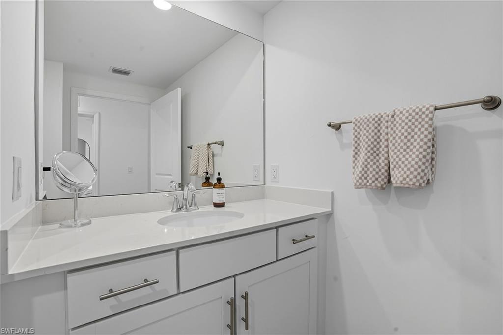 5667 Melbourne CT # 7812