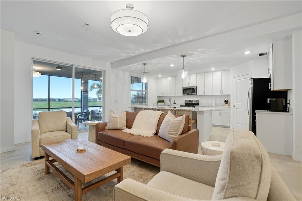 5667 Melbourne CT # 7812