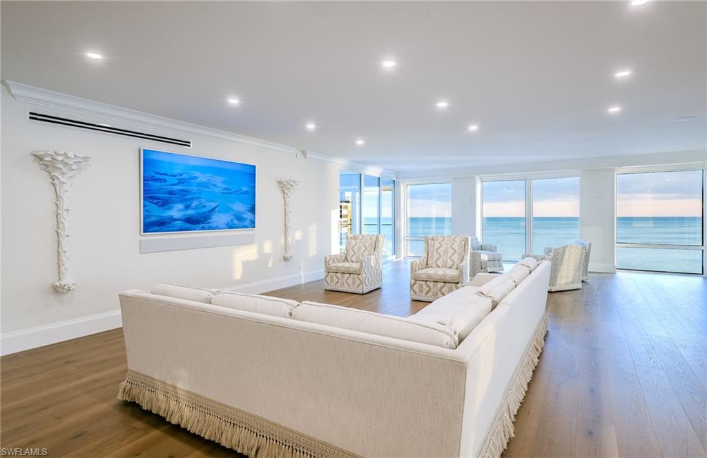 4601 Gulf Shore BLVD N # 17