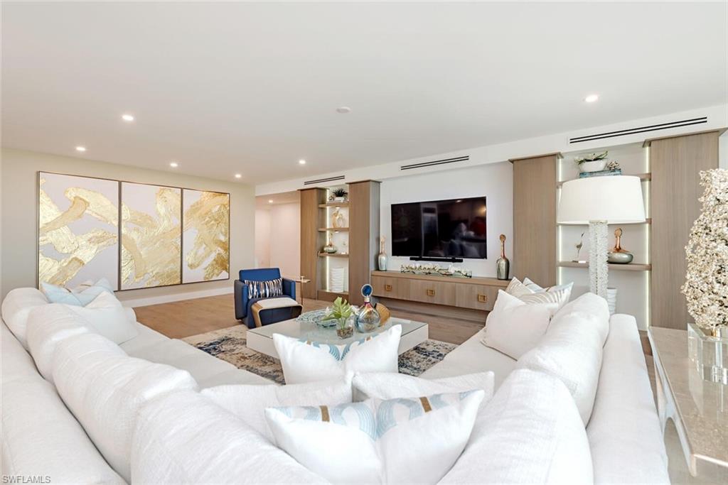 13945 Old Coast RD # 302