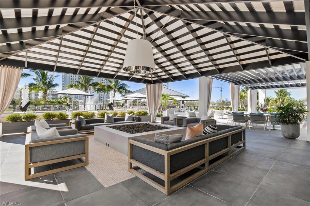 13945 Old Coast RD # 302