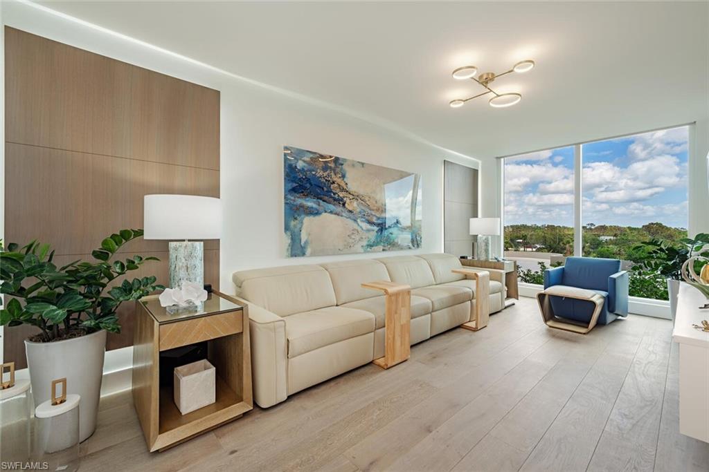 13945 Old Coast RD # 302