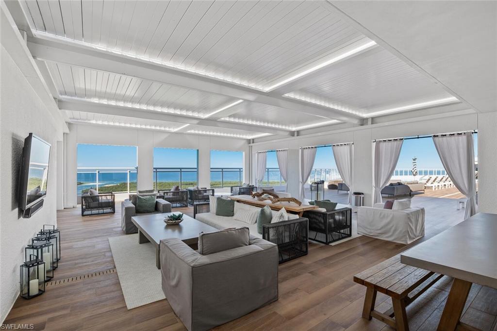 13945 Old Coast RD # 302