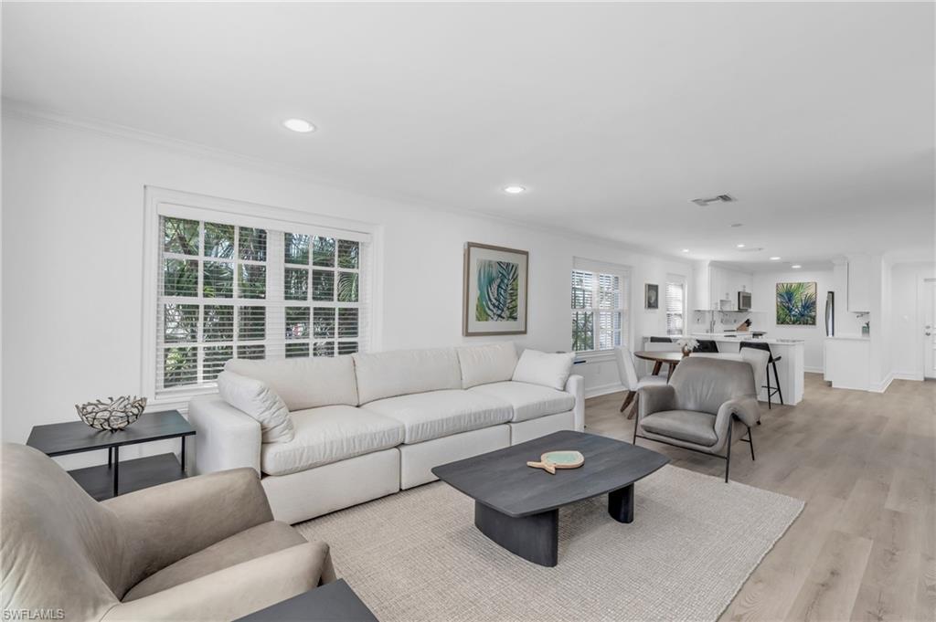 271 Broad AVE S # 203