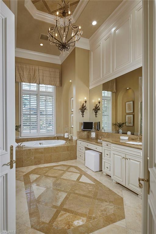 2944 Bellflower LN