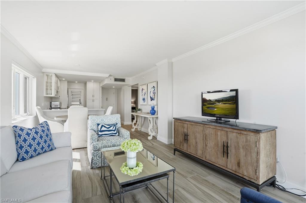 1300 Gulf Shore BLVD N # 603, NAPLES Unit: 603