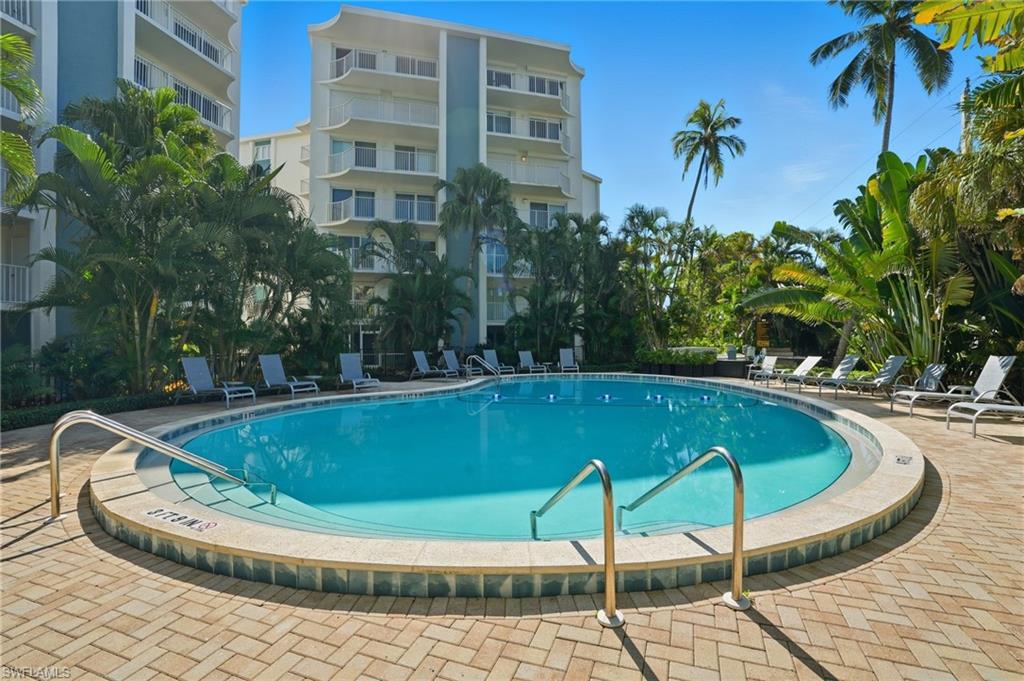 1300 Gulf Shore BLVD N # 603, NAPLES Unit: 603