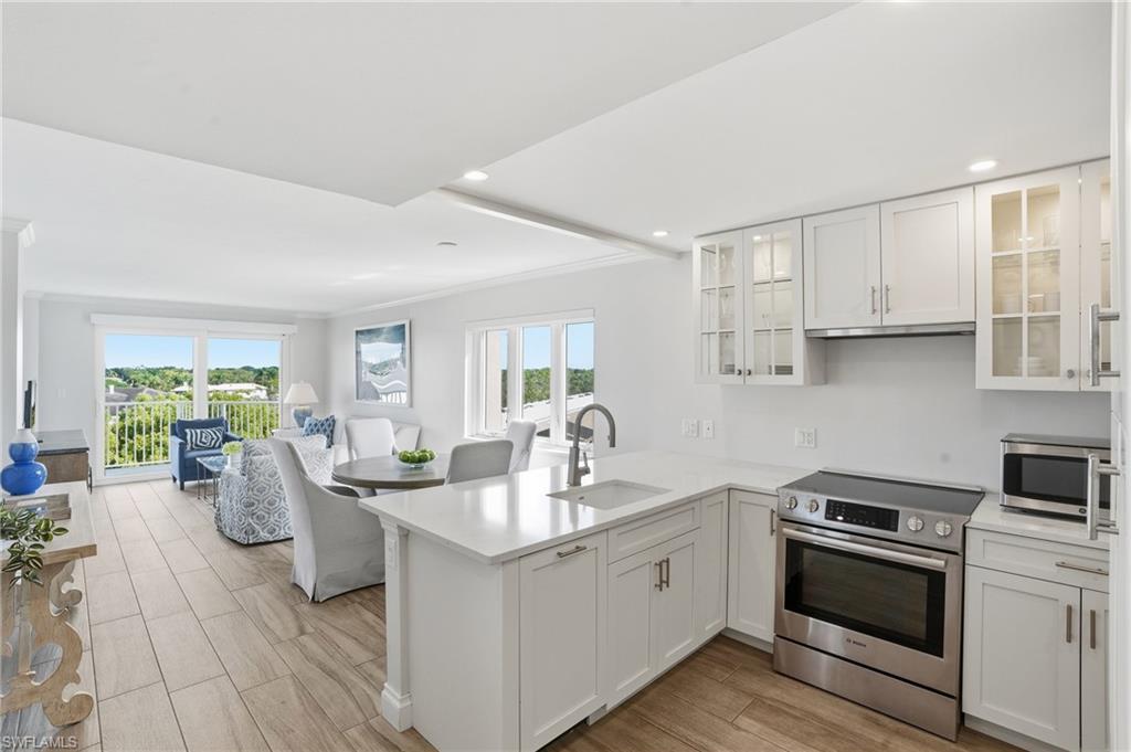 1300 Gulf Shore BLVD N # 603, NAPLES Unit: 603