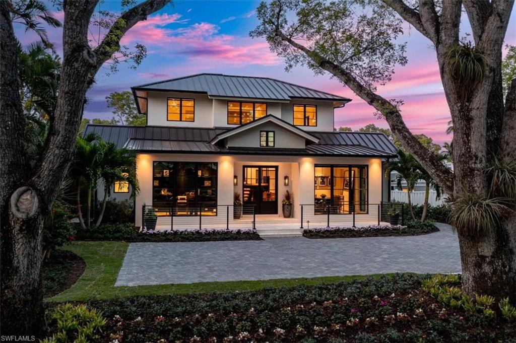 349 2nd AVE N, NAPLES