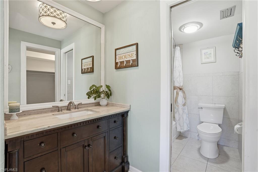 788 Park Shore DR # H14