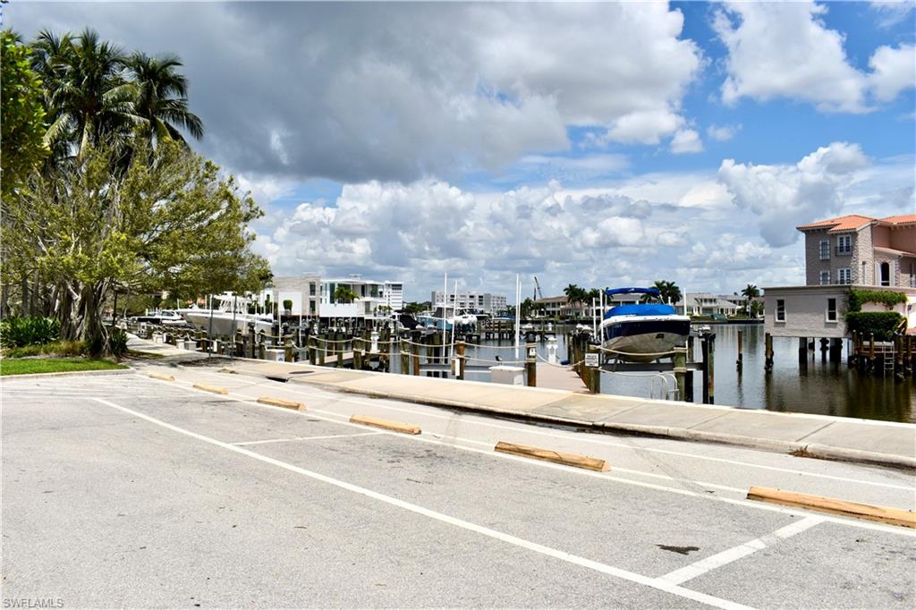 4090 Gulf Shore BLVD N