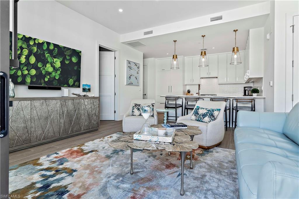 850 Central AVE # 310