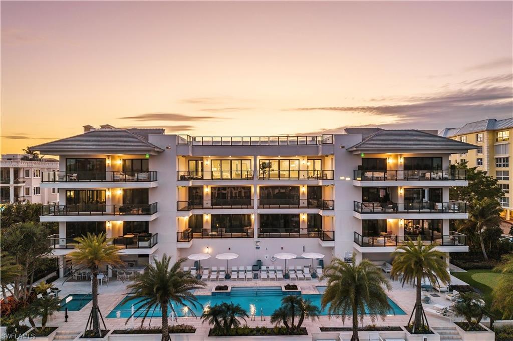 1820 Gulf Shore BLVD N # 403 Unit: 402-403