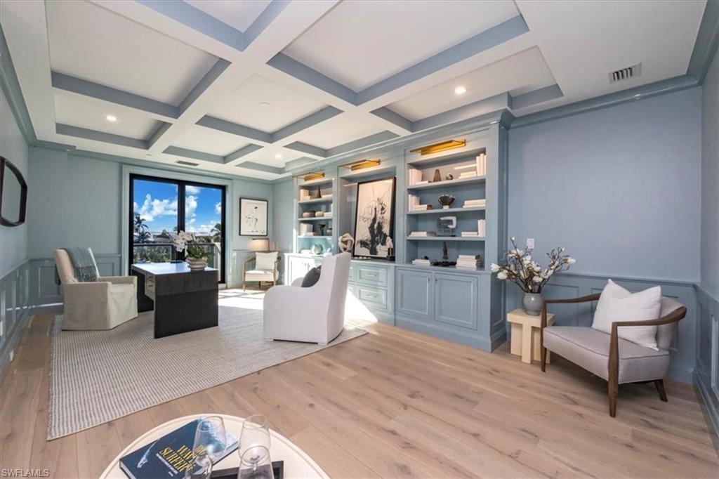 1820 Gulf Shore BLVD N # 403 Unit: 402-403