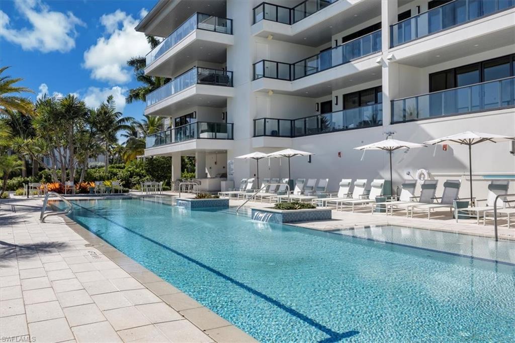 1820 Gulf Shore BLVD N # 403 Unit: 402-403