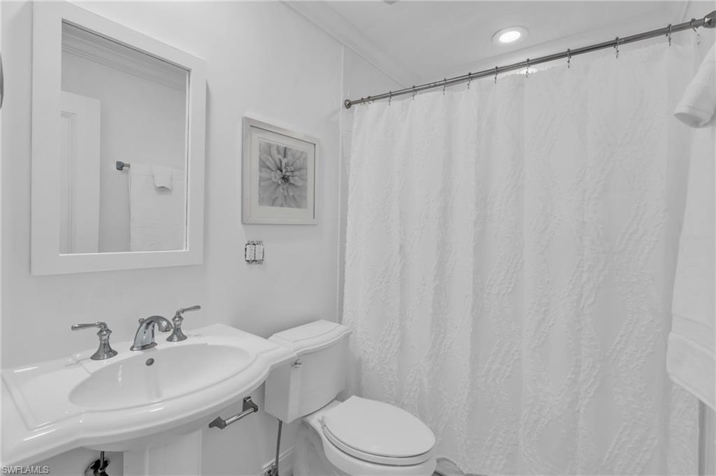 271 Broad AVE S # 203